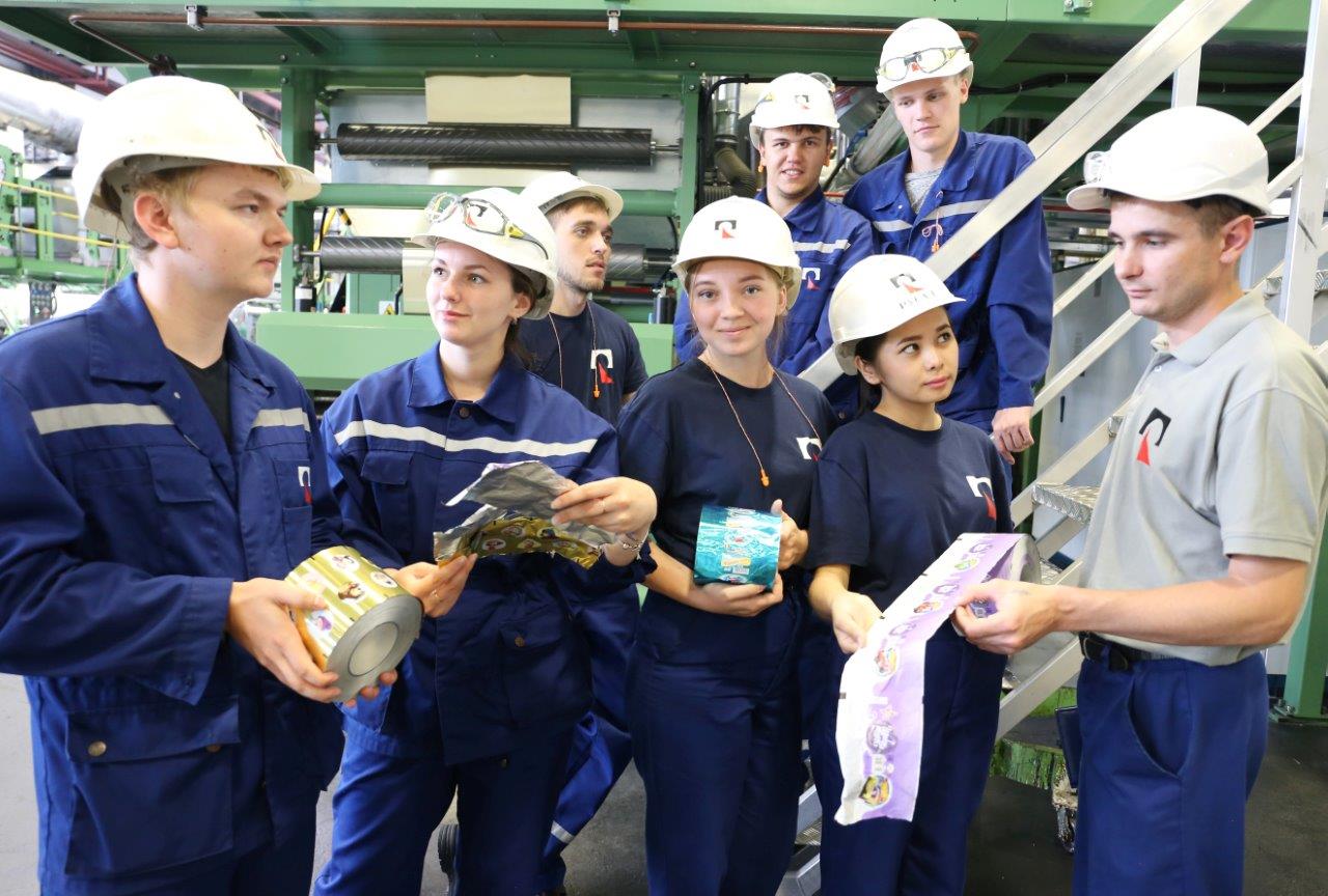 В российские школы могут вернуть производственную практику