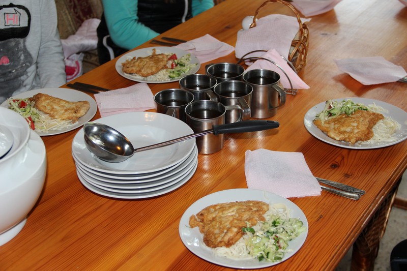 Роспотребнадзор снял с реализации более 28,5 тонн пищевой продукции для детских лагерей