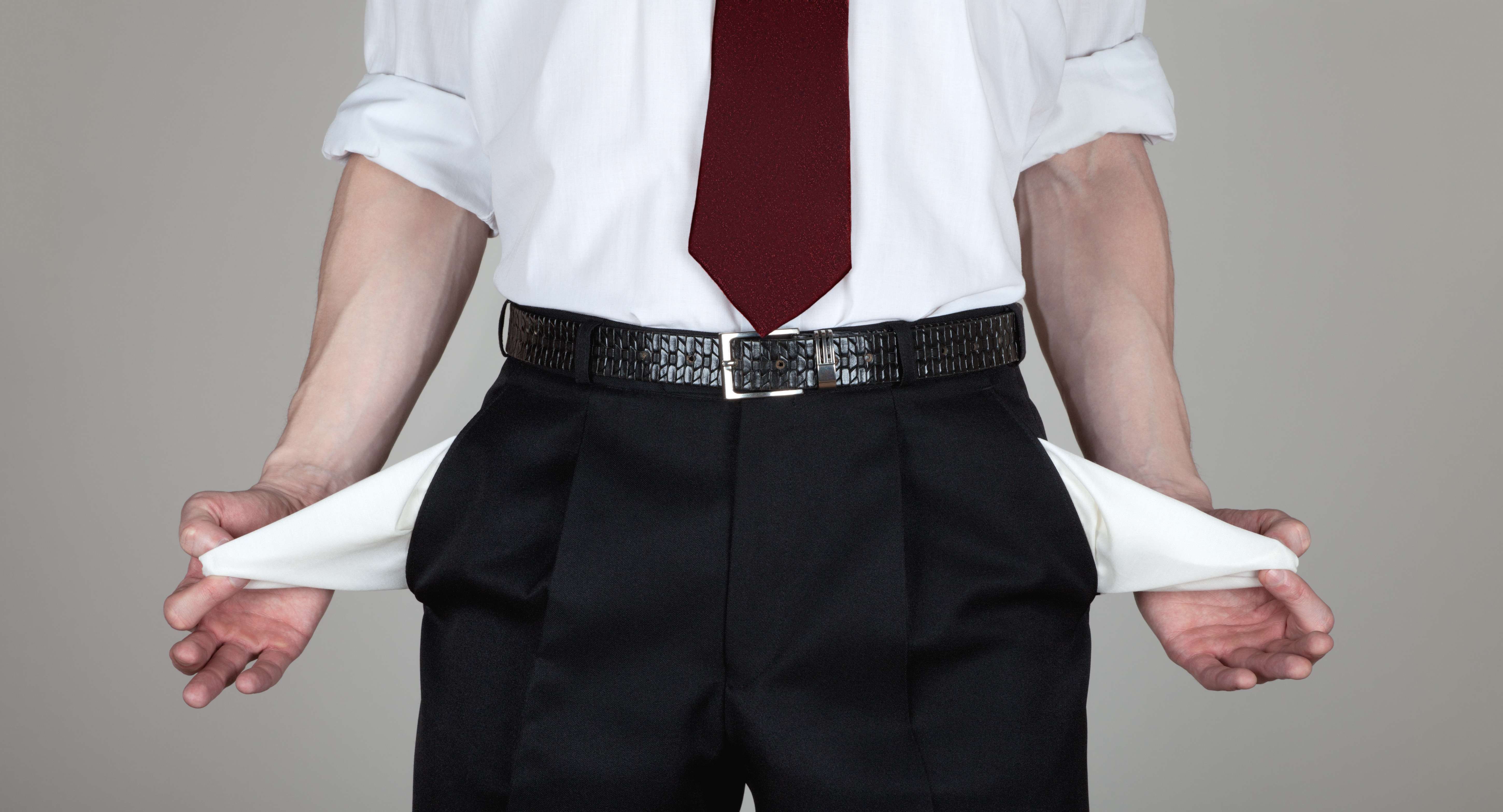 Власти Магадана ищут деньги на зарплаты учителям: результата нет