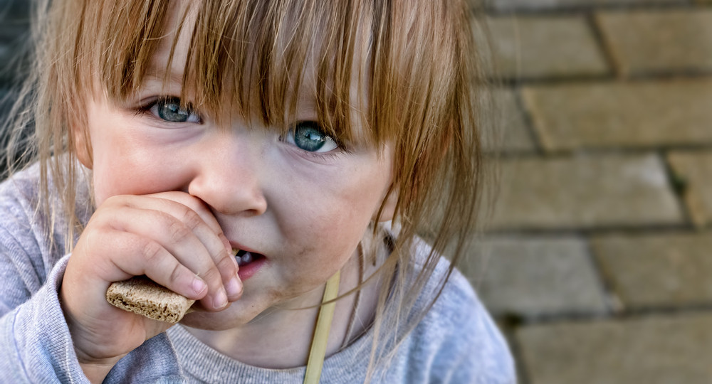 Четверть детей в России оказались за чертой бедности