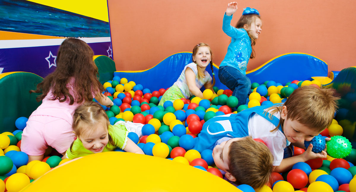 На Кубани мать оставила дочь в игровой комнате и попросила найти ей новых родителей