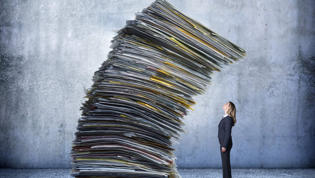 ЕР подготовит предложения по уменьшению «бумажной» нагрузки на учителей