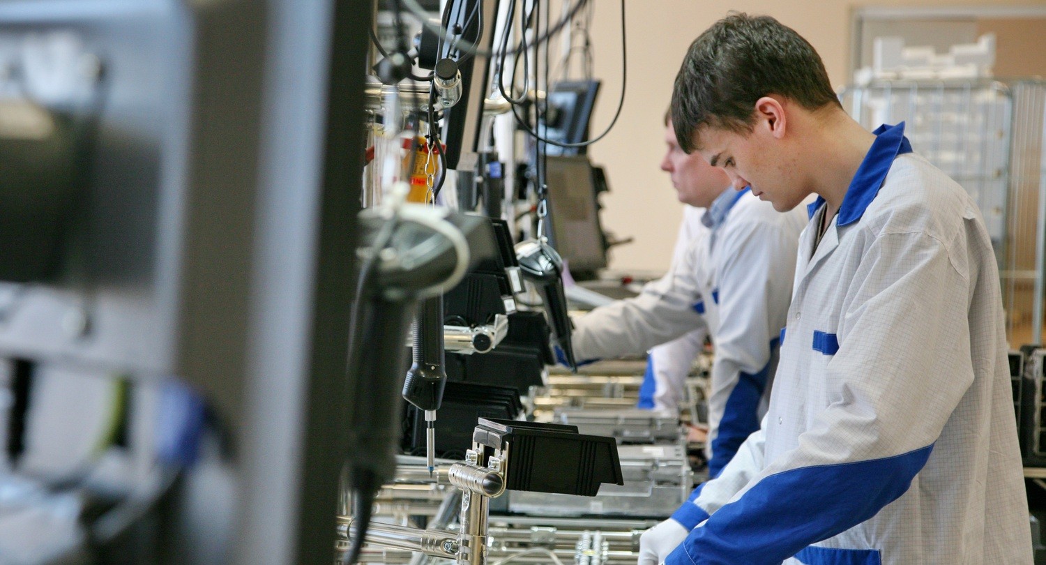 Более 1,2 млн студентов колледжей пройдут обучение на модернизированных рабочих местах