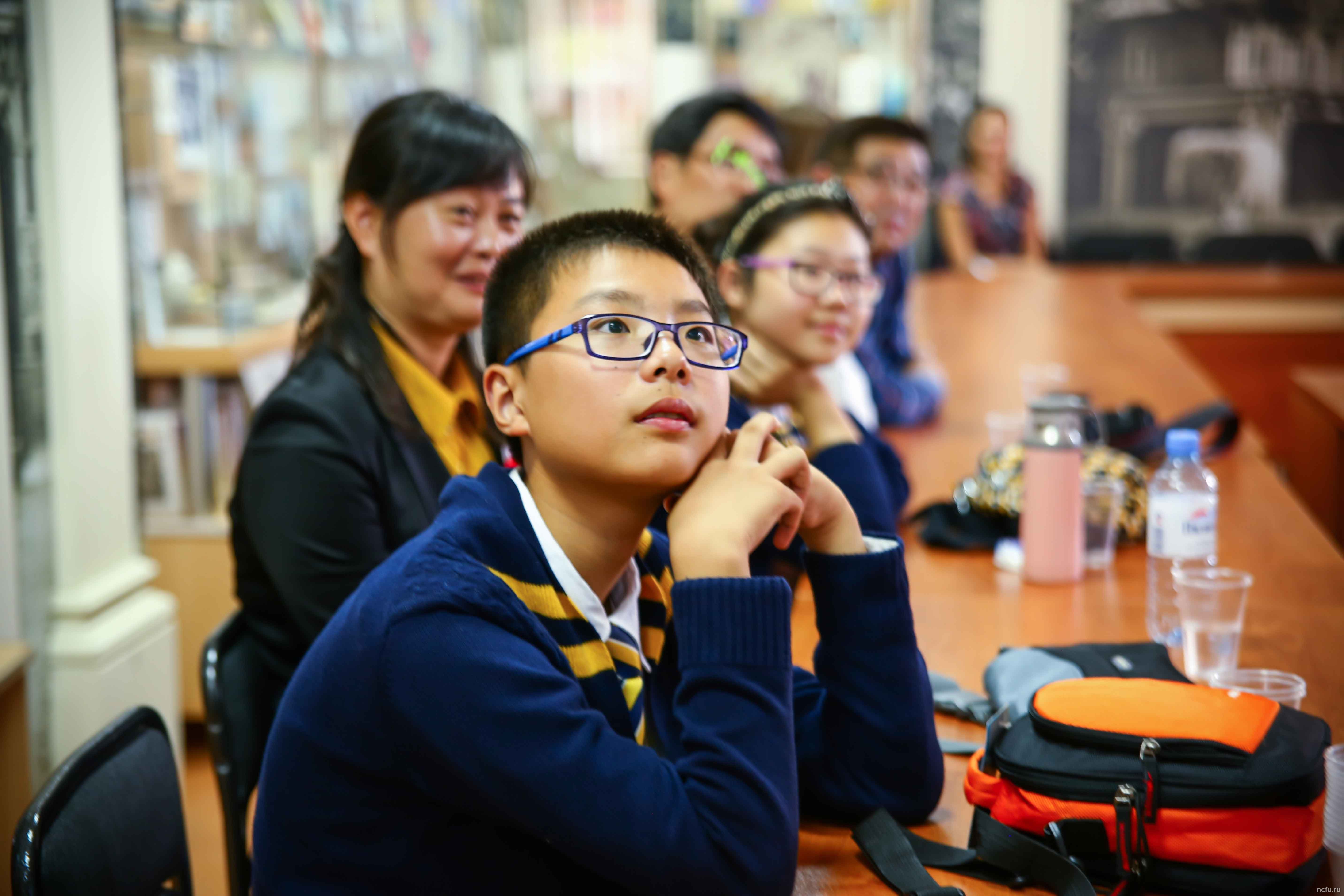 Китайские школьники изучают русский язык в игровом формате