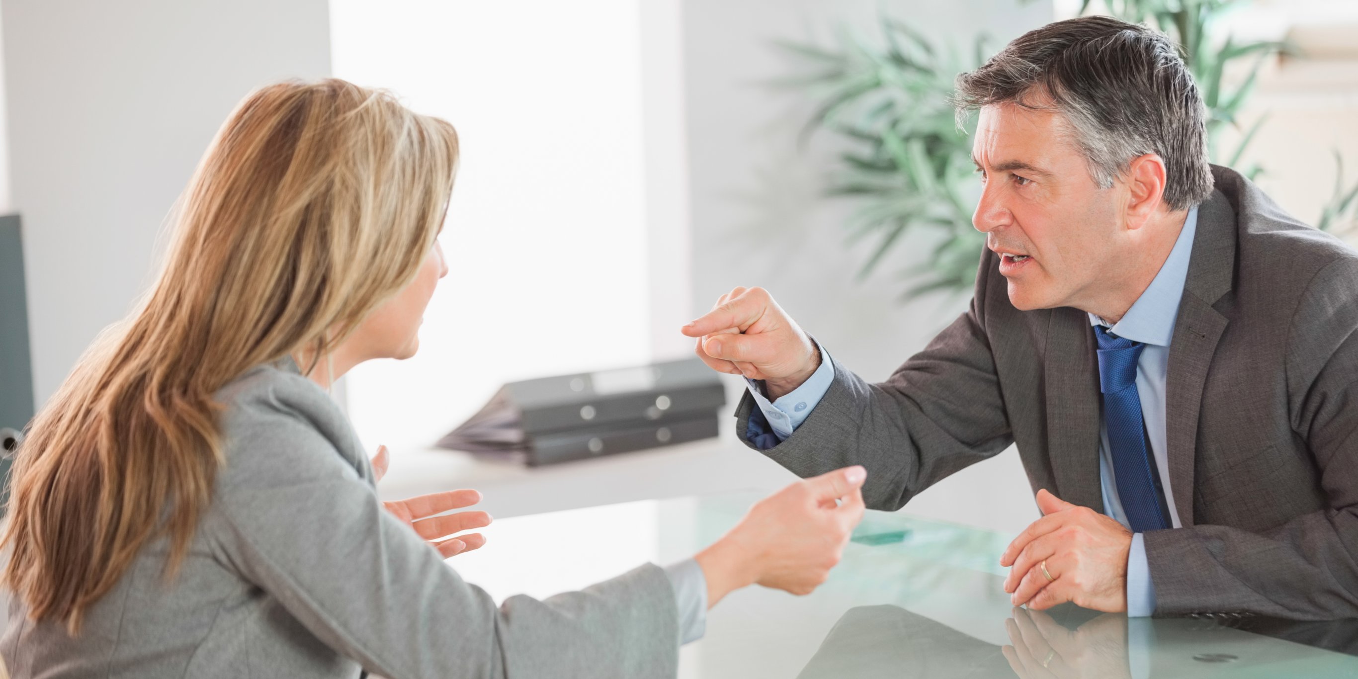 Фото в купальнике – разрешается! Для учителей составили кодекс поведения в соцсетях