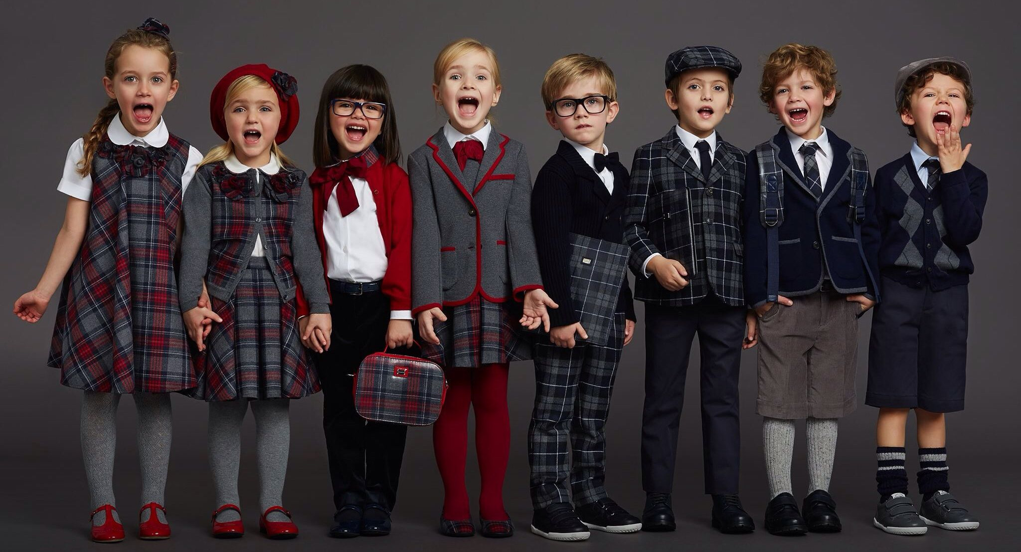 Виталий Милонов предложил лишать прав родителей, одевающих детей в ЦУМе