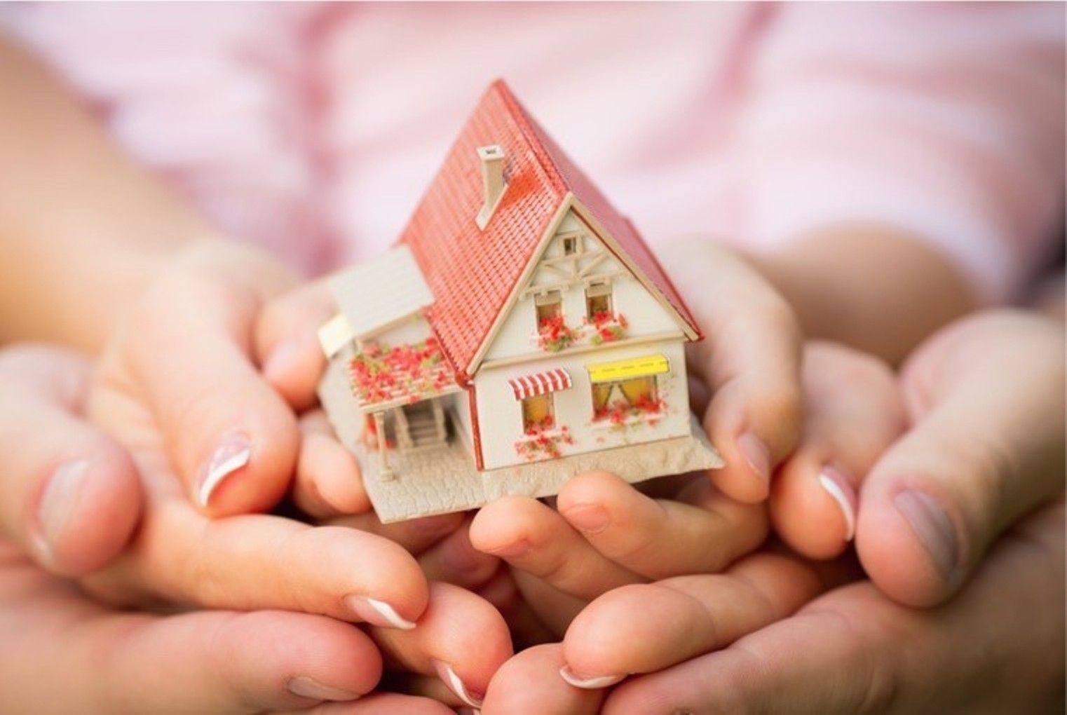 Российские семьи могут подавать заявки на компенсацию ипотеки