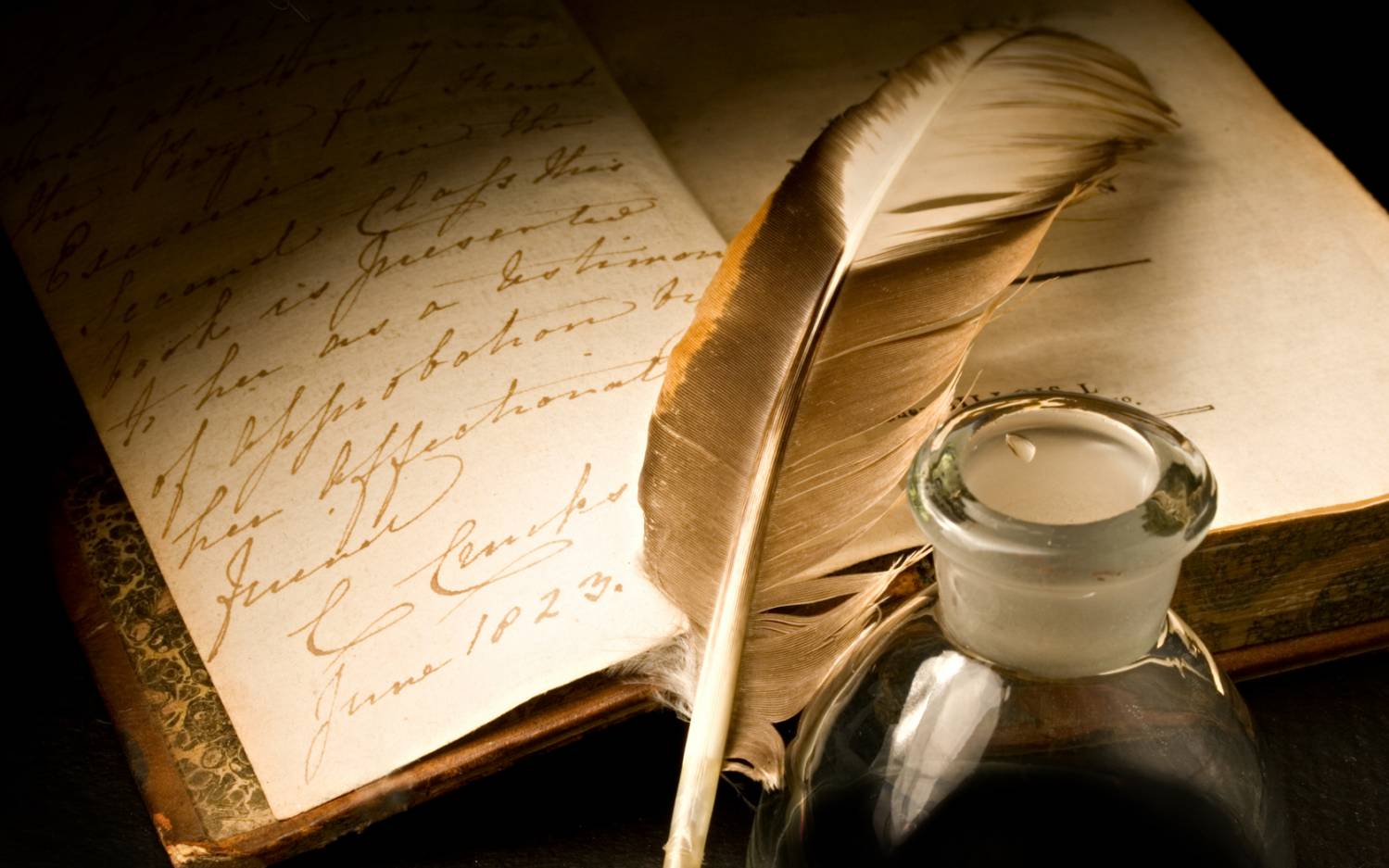 Олег Смолин призвал увеличить число уроков литературы в школе вместо изучения церковнославянского языка