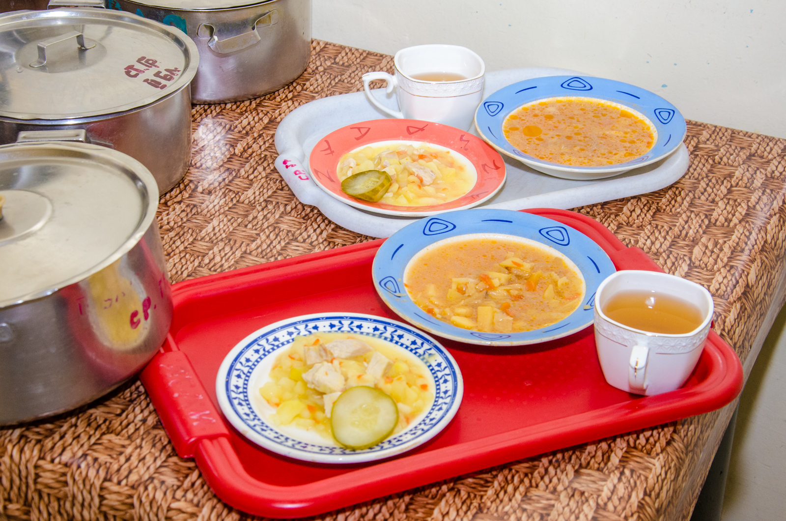 В Приморье для приемных детей введут бесплатное питание в школах 