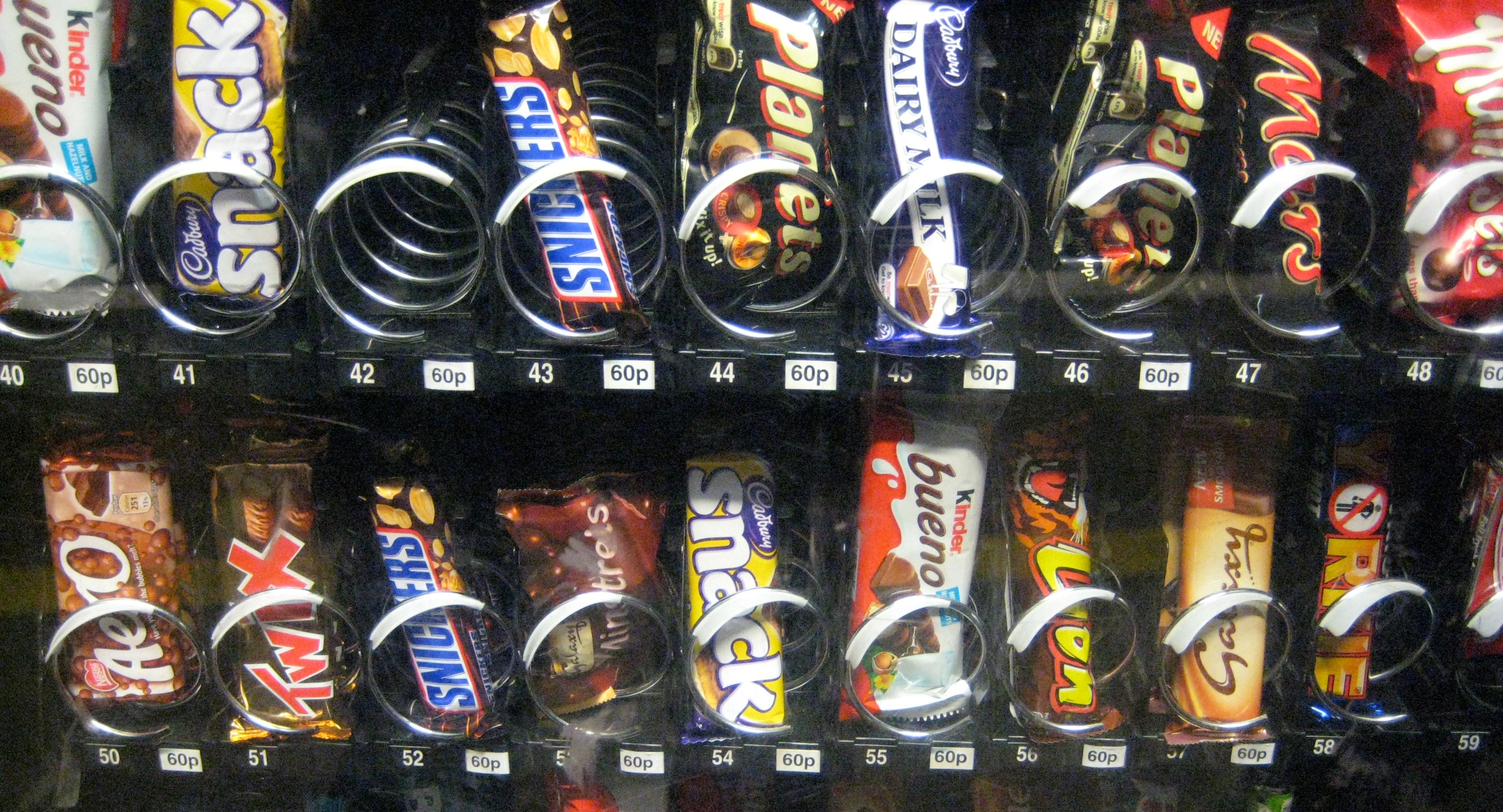 Минобр выступил против автоматов с шоколадками в школах Башкирии