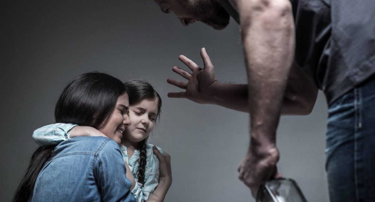 Авторы законопроекта о насилии в семье обратились к силовикам из-за угроз