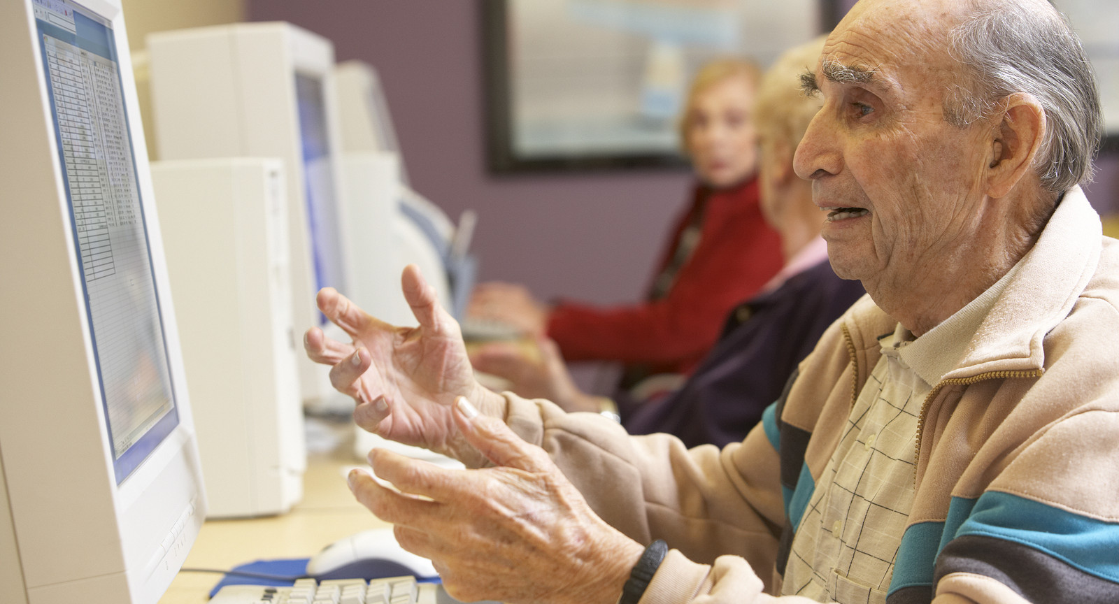 Россиянам старше 50 лет, ищущим работу, предложили платить стипендию