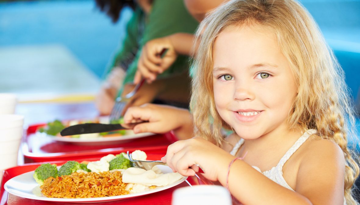 Сергей Собянин предложил эксперимент по питанию аллергиков в детсадах