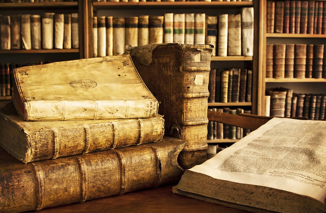 Историки объяснят, чему верить в интернете