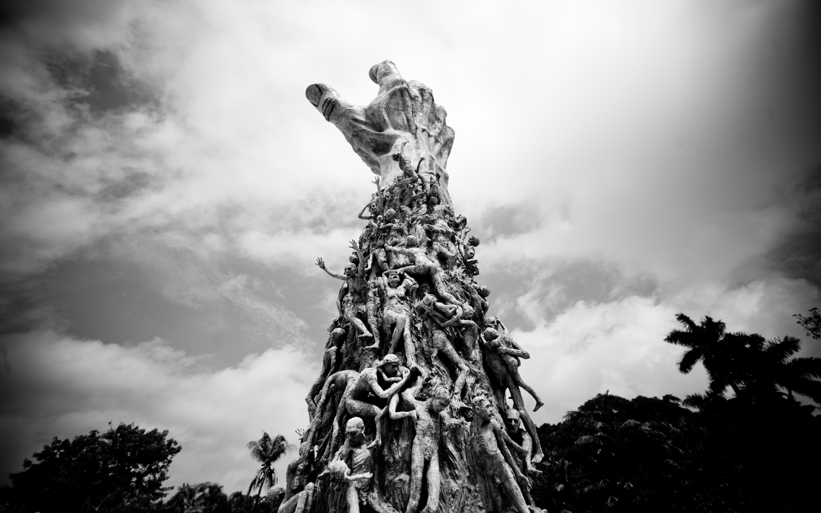 77% французов считают, что школа должна рассказывать о Холокосте