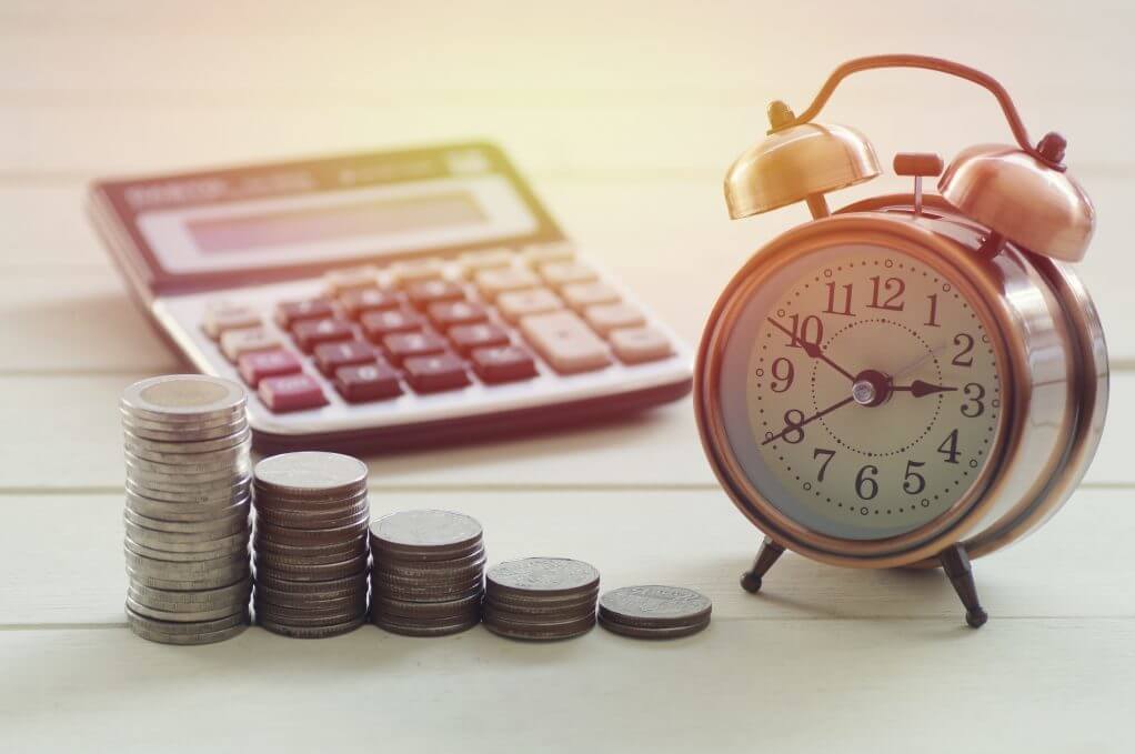 Минпросвещения работает над вопросом отраслевой оплаты труда педагогов