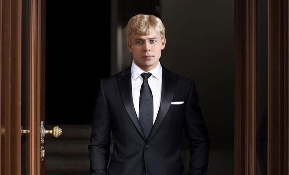 Сергей Есенин, умерший почти сто лет назад, завёл личный аккаунт в Instagram