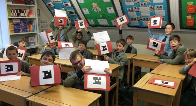 Как учитель создал приложение для выставления оценок и проверки тестов