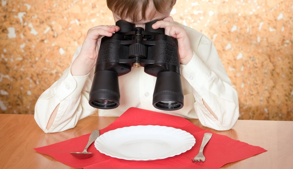 Онищенко объяснил, почему школьники испытывают чувство голода