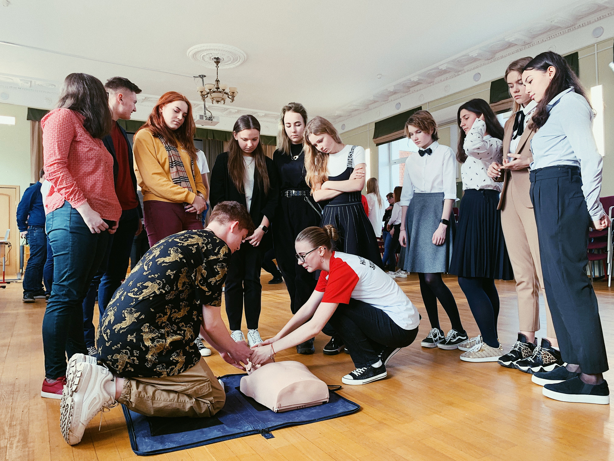 Школьников научат оказывать первую помощь