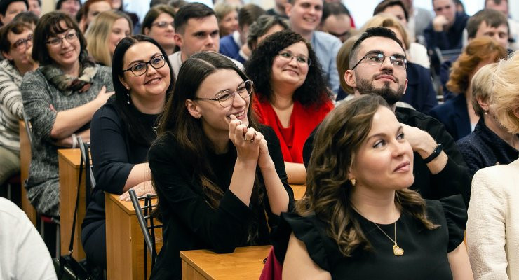 Девять команд стали финалистами очного этапа конкурса «Учителя года Москвы»