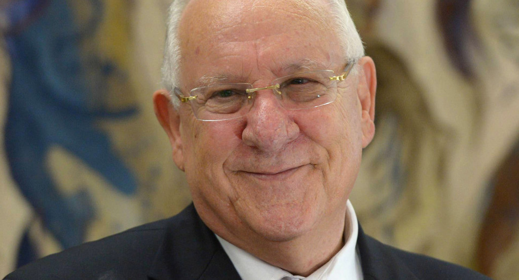 Президент Израиля читает детям сказки во время карантина 