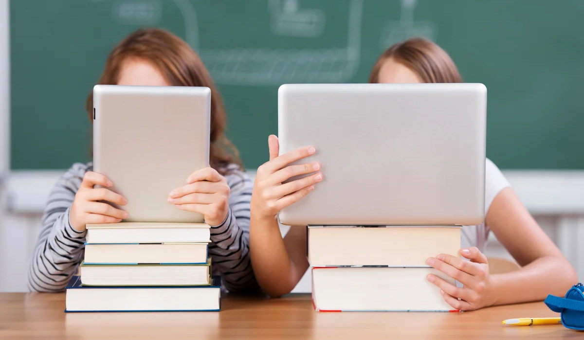 «Не унывай! Мы будем жить!»