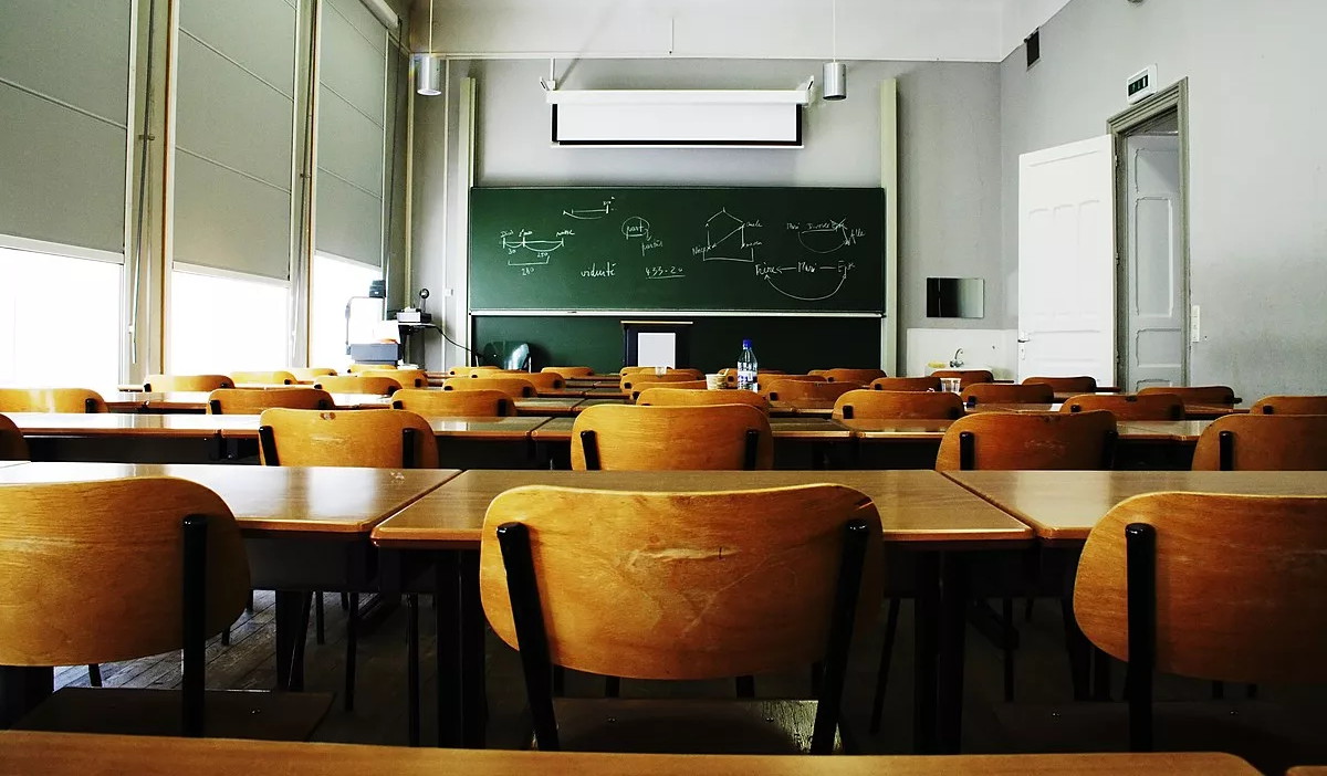 Закрытие школ практически не помогает сдерживать коронавирус