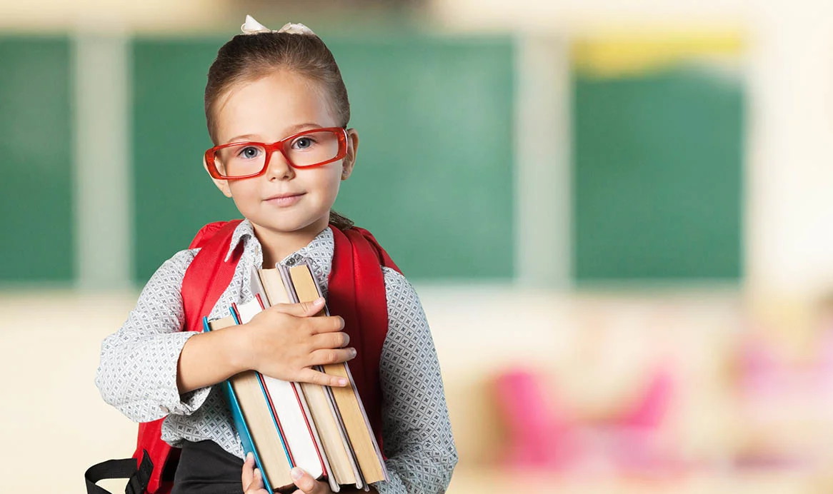 Школы должны будут согласовывать заграничные образовательные программы с Минпросвещения
