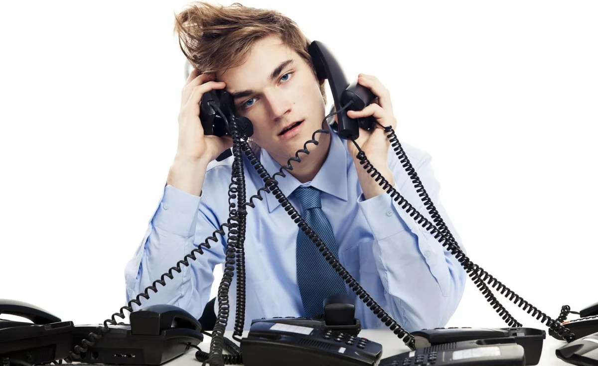 В Минпросвещения не объясняют, как получить компьютер для учебы