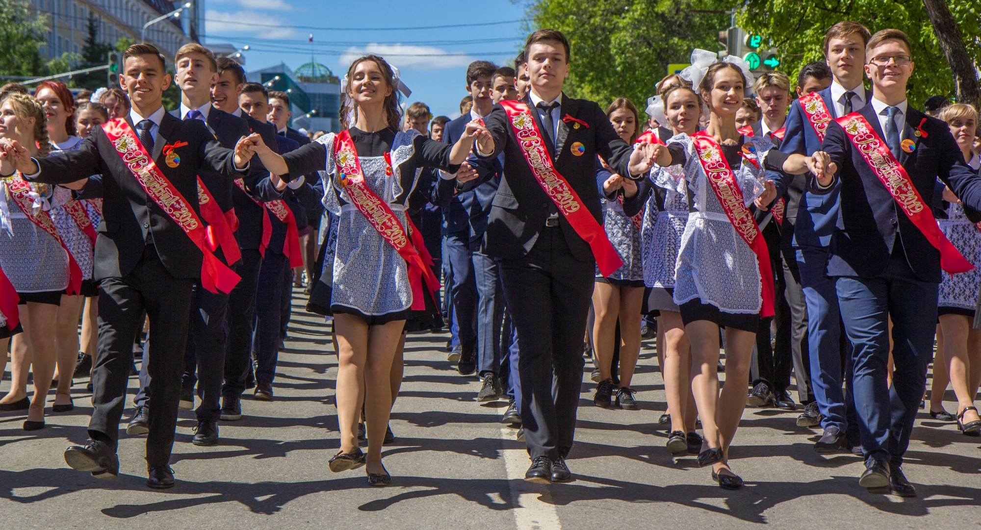 В Госдуме предложили вариант проведения выпускных в школах