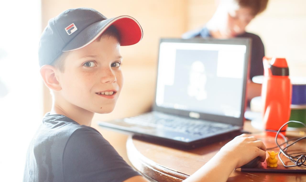 Онлайн-лагерь, рассчитанный на целый день – это безумие