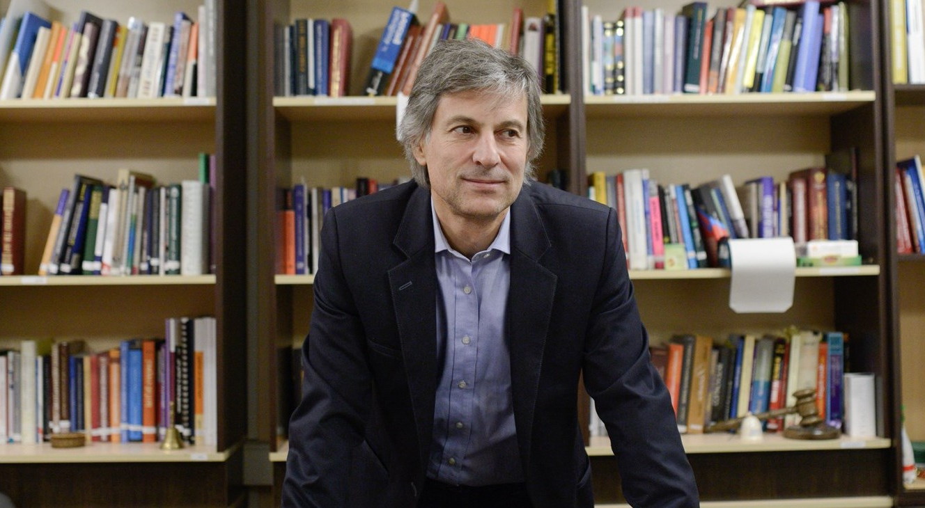 Будет конфликт всех со всеми: парадокс дистанционного образования