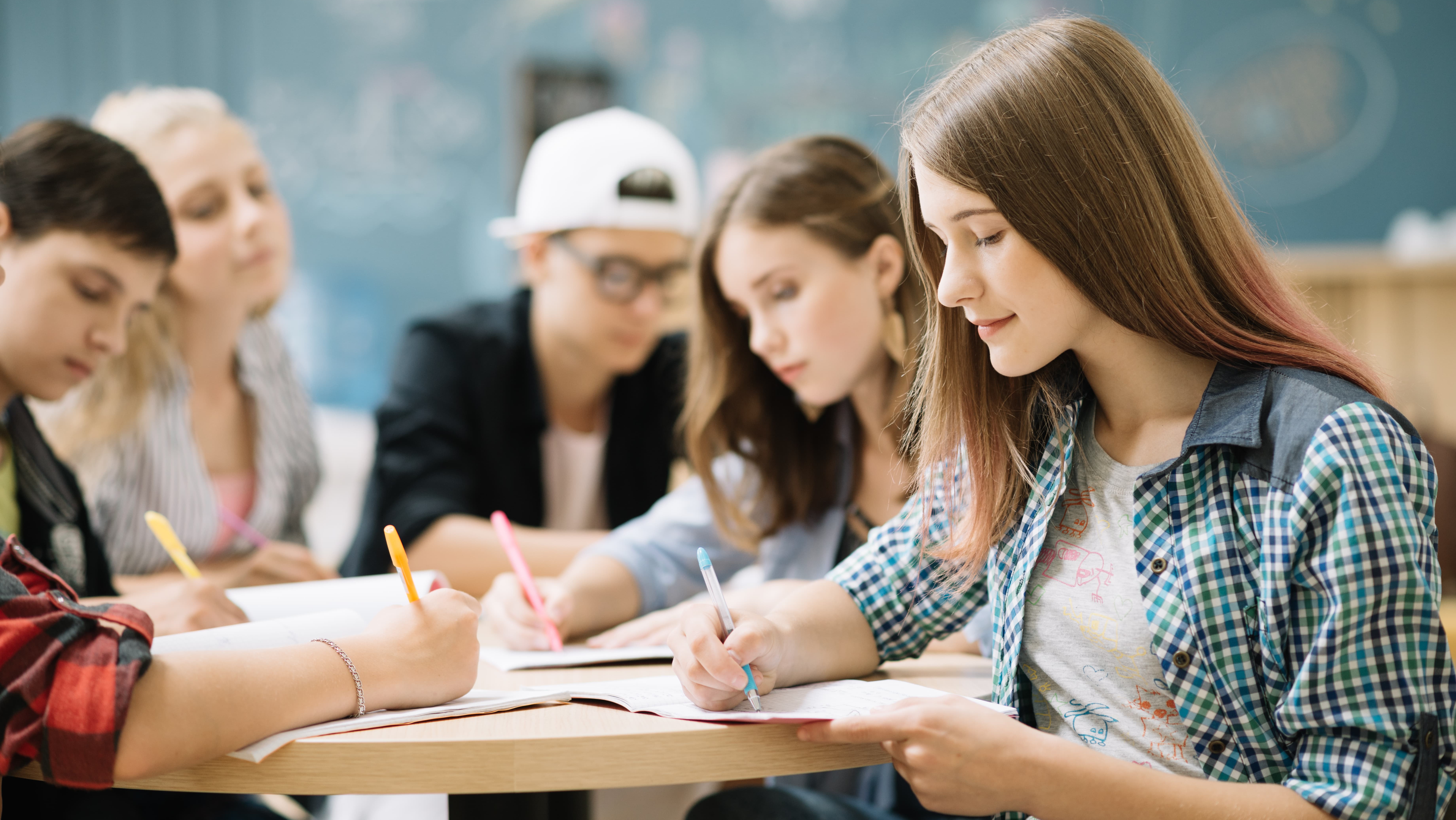 Евгений Ямбург: Пандемия не повлияла на планы старшеклассников