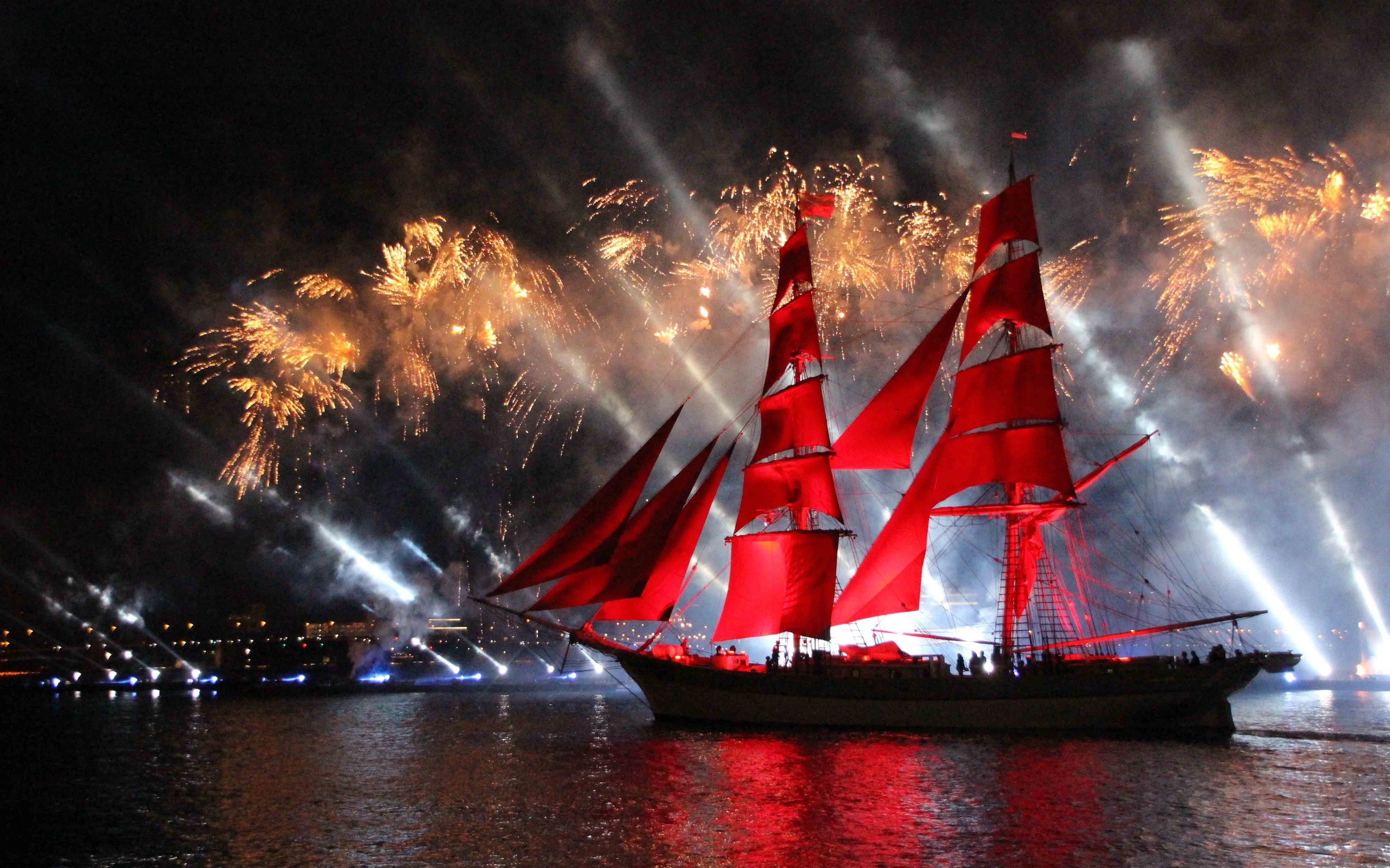 Праздник «Алые паруса» в Петербурге пройдет в формате телетрансляции