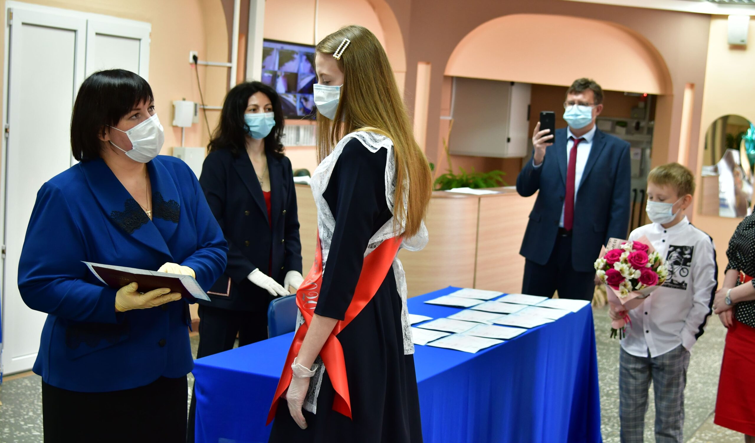 Саратовские школьники тоже получили недействительные аттестаты 