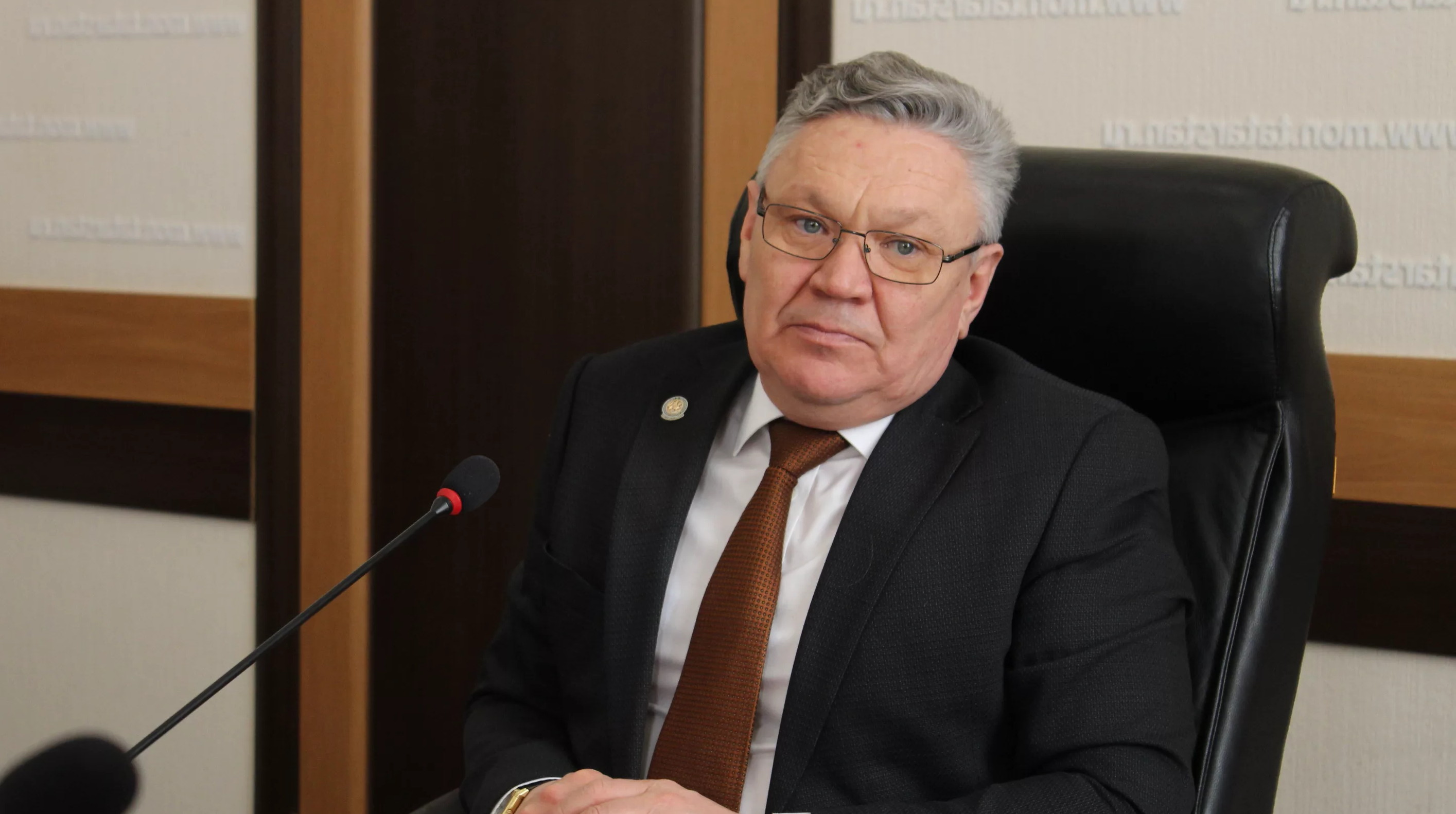 Министр образования заявил, что просматривать видеозаписи с экзаменов наблюдатели будут до марта следующего года