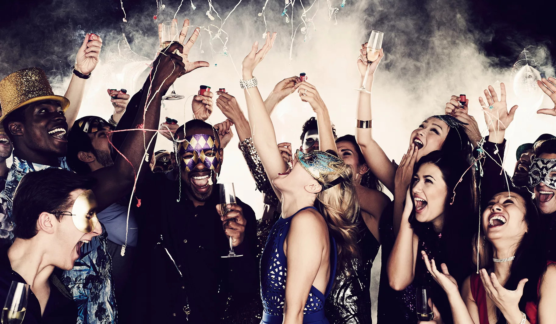 Что такое COVID-вечеринки и почему туда ходят американские подростки