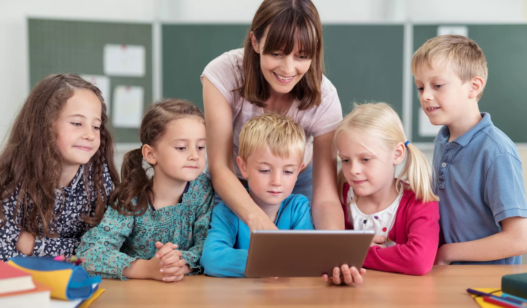 Минпросвещения обещает, что усиление воспитания в школе не приведет к росту отчетности