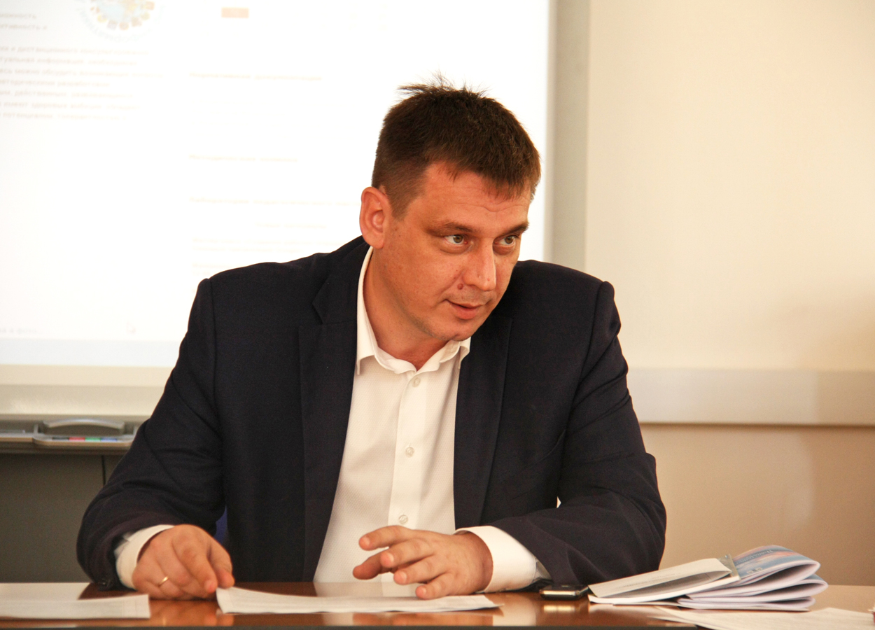 ​Около 80 школ в Новосибирской области с 1 сентября планируют ввести смешанную очно-дистанционную форму обучения