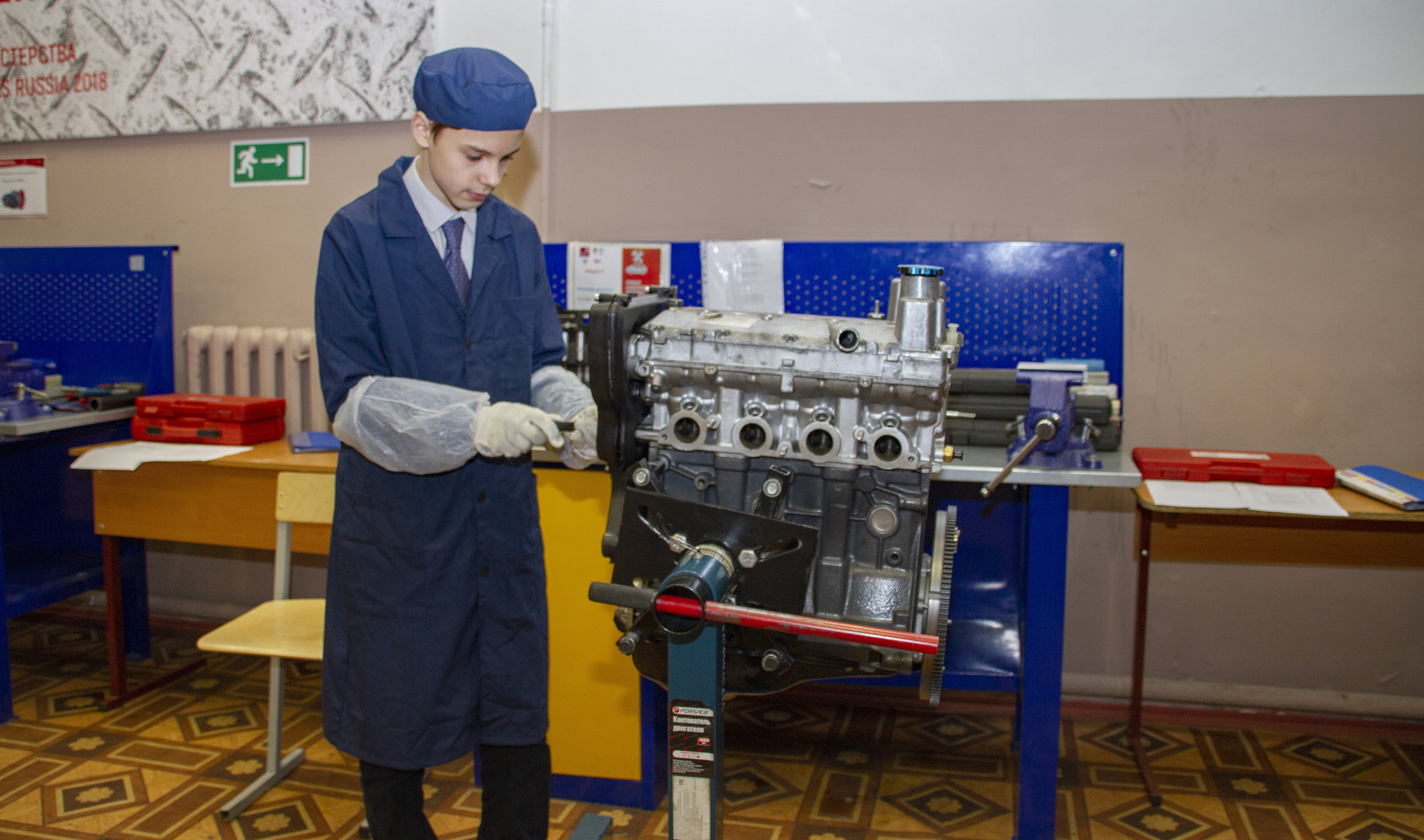 В Коми возобновили профессиональное обучение старшеклассников