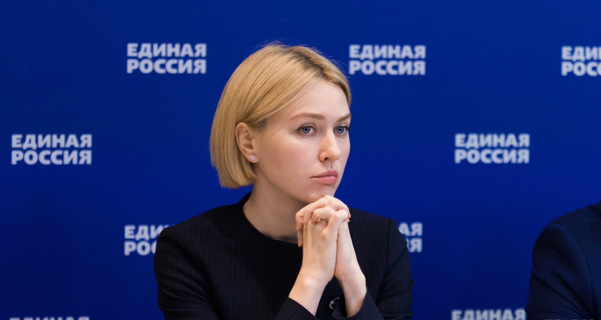 Алена Аршинова: единая система оплаты труда защитит учителей