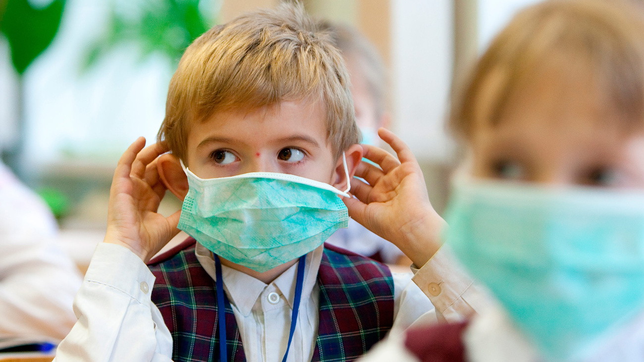 Регионы обязаны обеспечить школы средствами гигиены: поборы с родителей недопустимы