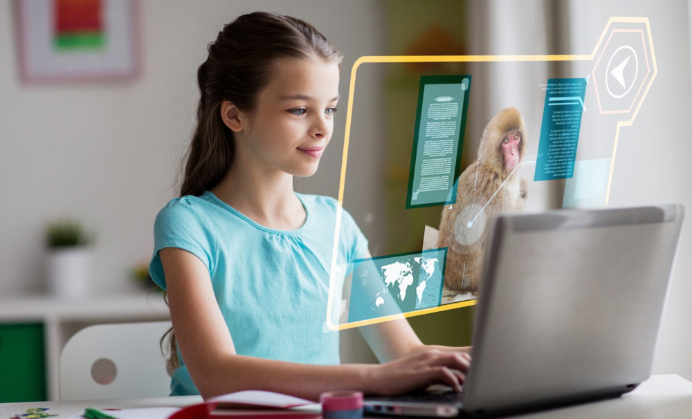 Школам рекомендовали быть готовыми к дистанционному обучению и проводить факультативы в каникулы или выходные