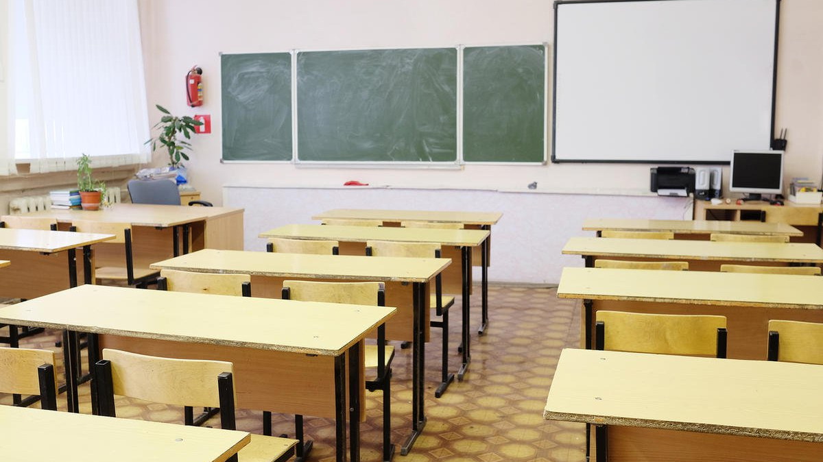 Учителя районной школы грозят забастовкой 1 сентября