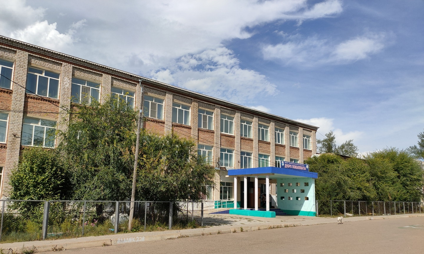 «Трудно будет»: директор школы в Бурятии о рекомендациях Роспотребнадзора