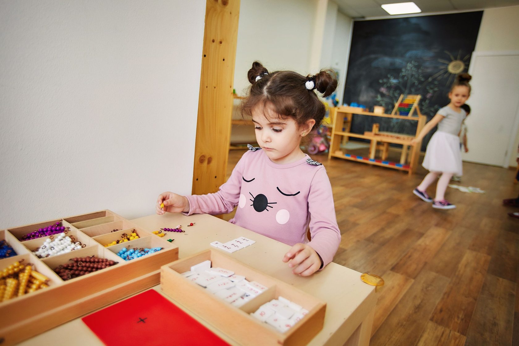 В каких регионах дошкольное образование доступнее и где детские сады лучше