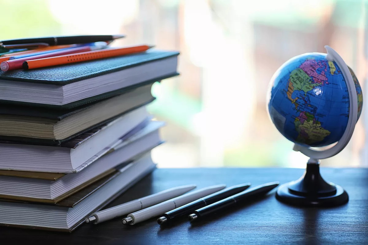 В челябинской школе выдали один учебник литературы на класс