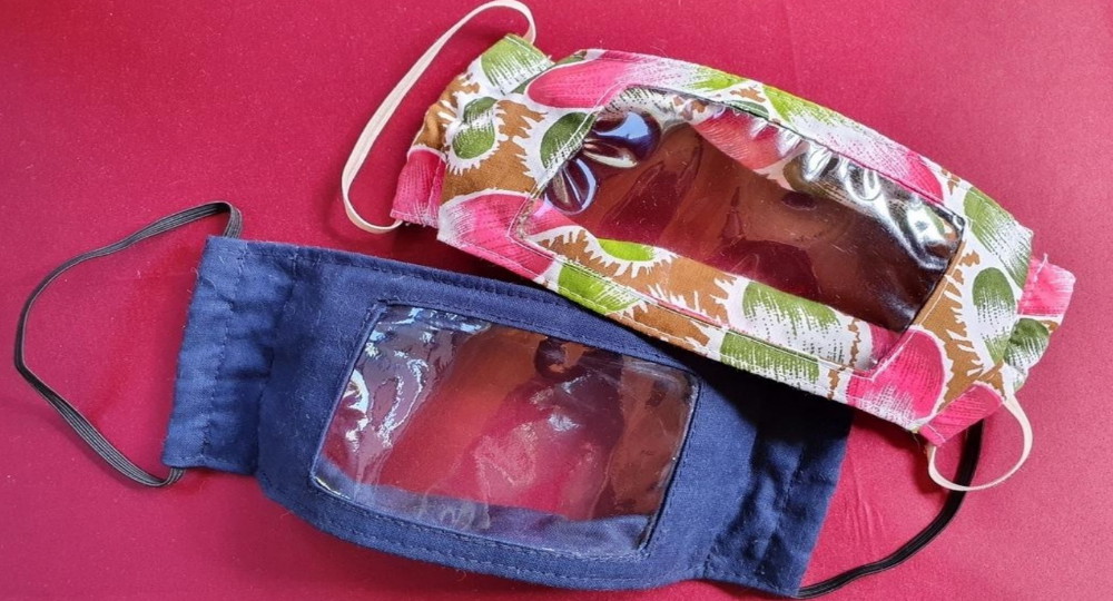 В Петербурге сошьют тысячу сурдомасок для учителей коррекционных школ