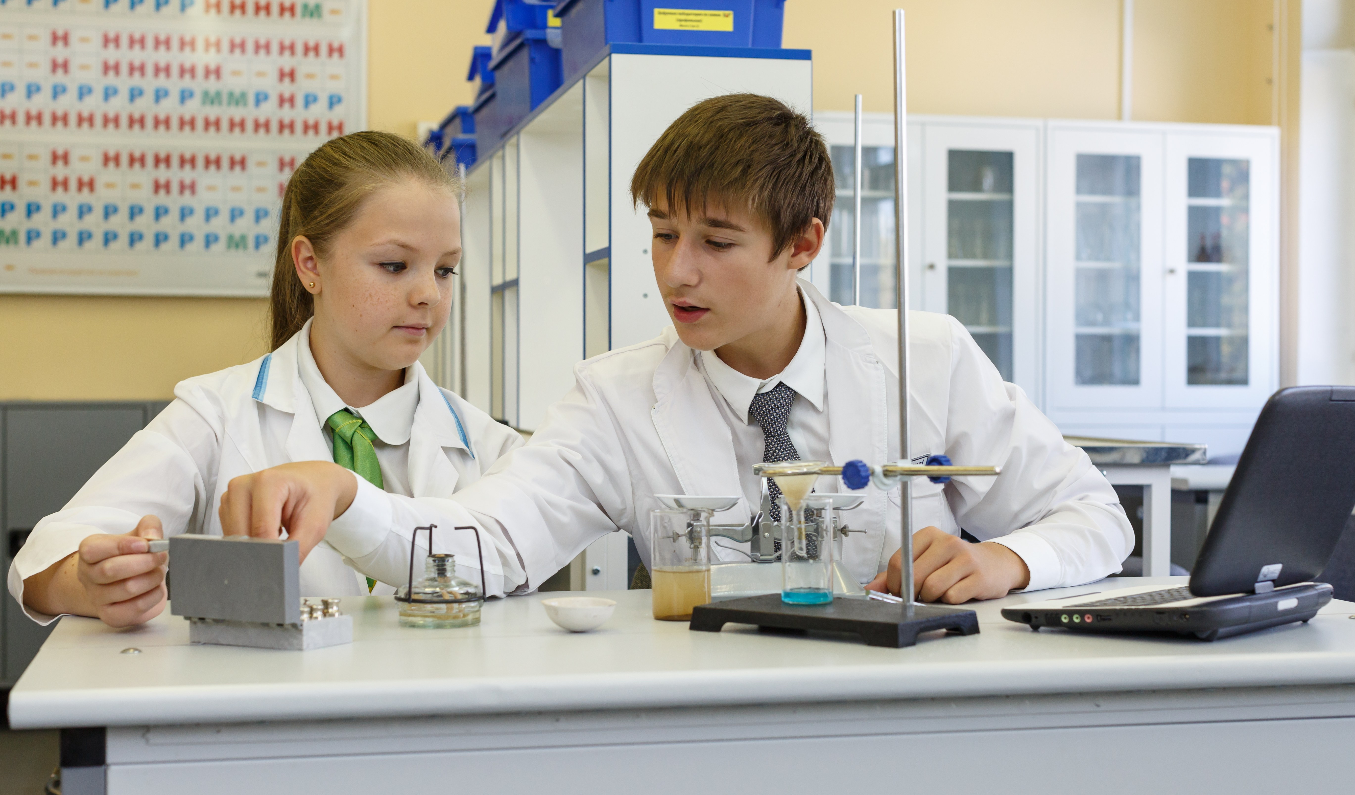 Московские школьники смогут проверить свои знания по медицине